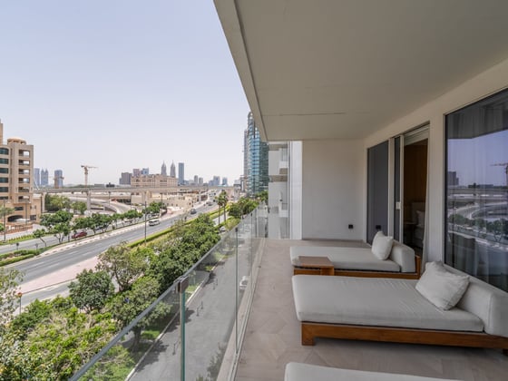 Elegant 3BR | FIVE Palm Jumeirah | Sea Views, picture 1