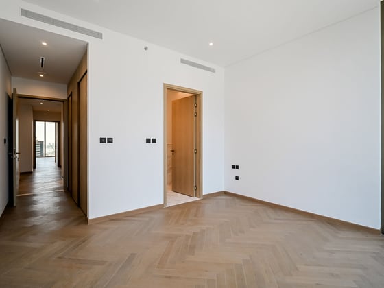 Refined Waterfront Apartment in Business Bay, picture 10
