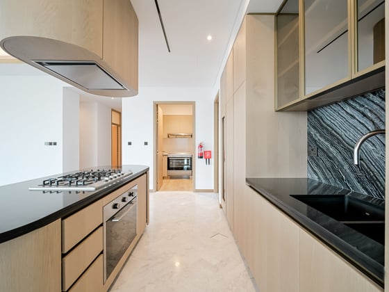 Refined Waterfront Apartment in Business Bay, picture 6