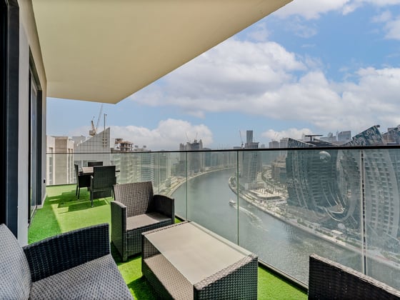 Burj Khalifa and Canal Views | Vacant | Upgraded, picture 1