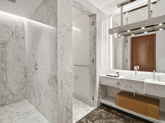 Skyline Luxury | Exquisite 4-Bedroom | Unrivaled Amenities, picture 13