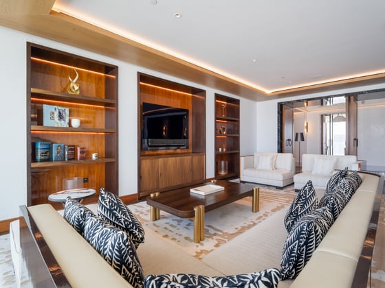 Skyline Luxury | Exquisite 4-Bedroom | Unrivaled Amenities, picture 4