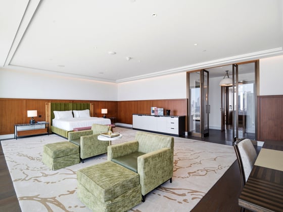 Skyline Luxury | Exquisite 4-Bedroom | Unrivaled Amenities, picture 7