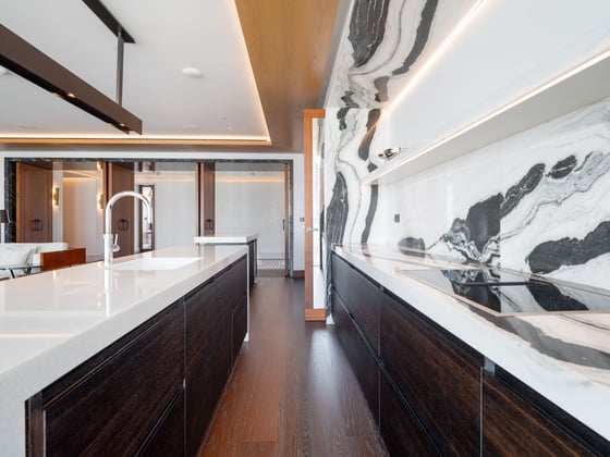 Skyline Luxury | Exquisite 4-Bedroom | Unrivaled Amenities, picture 14