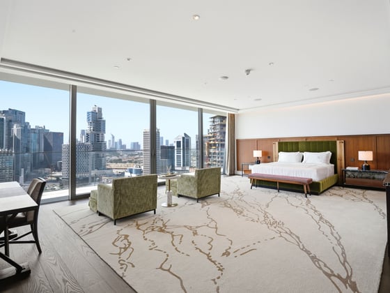 Skyline Luxury | Exquisite 4-Bedroom | Unrivaled Amenities, picture 6