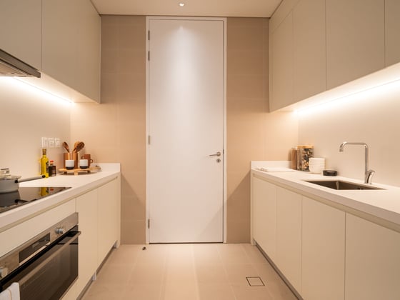 Skyline Elegance | Spacious 4-BR | Business Bay, picture 12