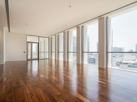 Prime 4-BR Apartment | Canal View | Business Bay, picture 2