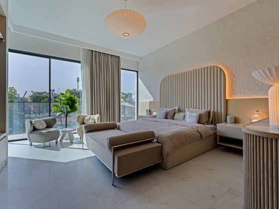 Fully Furnished and Upgraded Luxury Villa, picture 9
