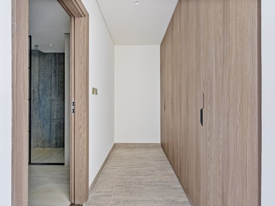 Stunning 2-BR | Waterfront View | Peninsula One, picture 15
