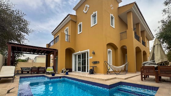 Exclusive | 5-Bedroom Villa with Private Pool, picture 1