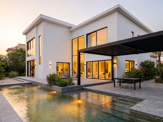 Coveted Jumeirah Islands Villa with Lake Views, picture 1