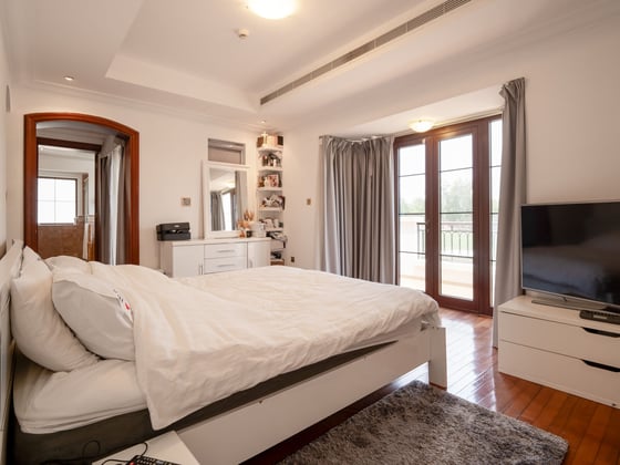 A Fairway Gem with Golf and Lake Views, picture 6