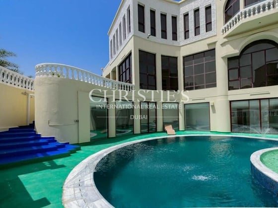 Stunning Villa with Lake Views and Elite Amenities, picture 15