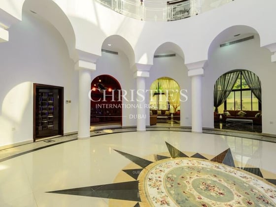 Stunning Villa with Lake Views and Elite Amenities, picture 9