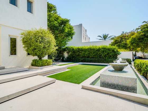 Largest Plot | Spacious 5-Bed Villa | Upgraded, picture 43