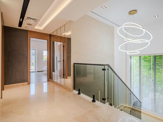 Largest Plot | Spacious 5-Bed Villa | Upgraded, picture 9