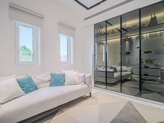 Largest Plot | Spacious 5-Bed Villa | Upgraded, picture 7
