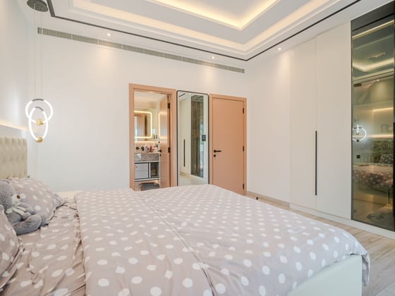 Largest Plot | Spacious 5-Bed Villa | Upgraded, picture 25
