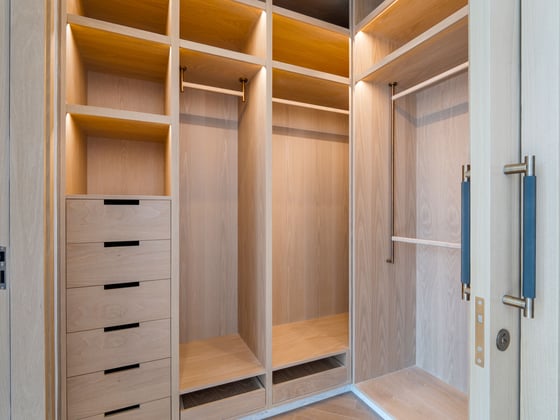 Skyline Luxury | 3 Bed | Prime Location, picture 13