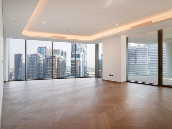 Skyline Luxury | 3 Bed | Prime Location, picture 2