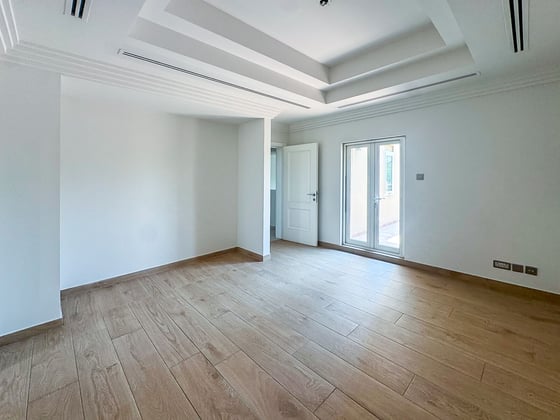 Elegantly upgraded | 7-Bed | Large Plot | Pool, picture 10
