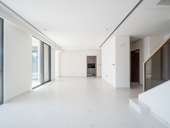 Family-Friendly Villa in Arabian Ranches, picture 4