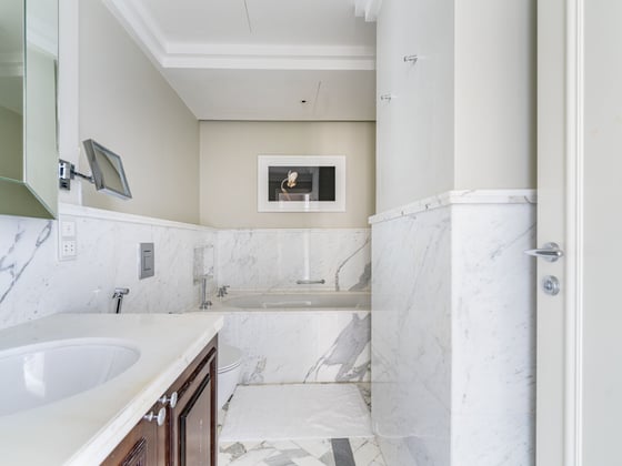 Branded Luxury | 4BR Penthouse | Fully Furnished, picture 18
