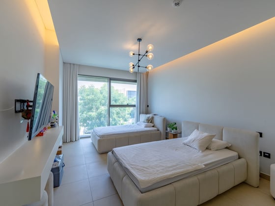 Renovated Dubai Hills Villa with a Private Pool, picture 21