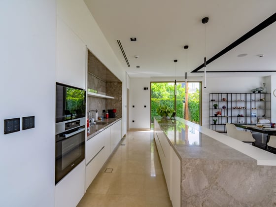 Renovated Dubai Hills Villa with a Private Pool, picture 9