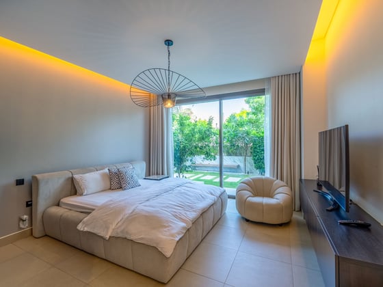 Renovated Dubai Hills Villa with a Private Pool, picture 12