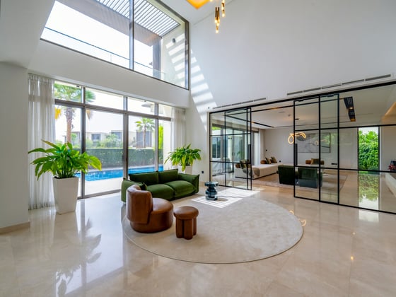 Renovated Dubai Hills Villa with a Private Pool, picture 2