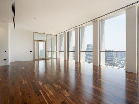 Prestigious Waterfront Apartment in Business Bay, picture 1