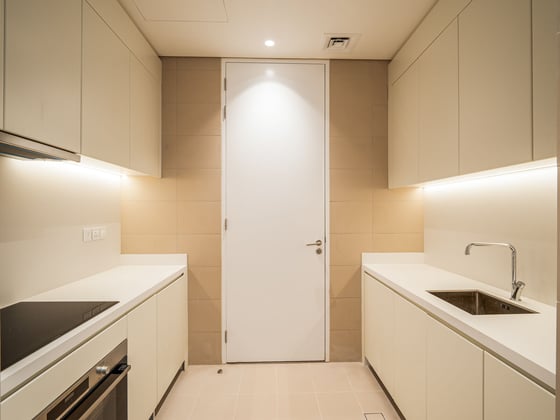 Prestigious Waterfront Apartment in Business Bay, picture 7