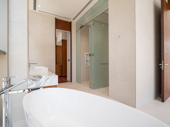 Prestigious Waterfront Apartment in Business Bay, picture 16