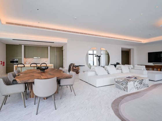 Refined Furnished Penthouse in Downtown Dubai, picture 3