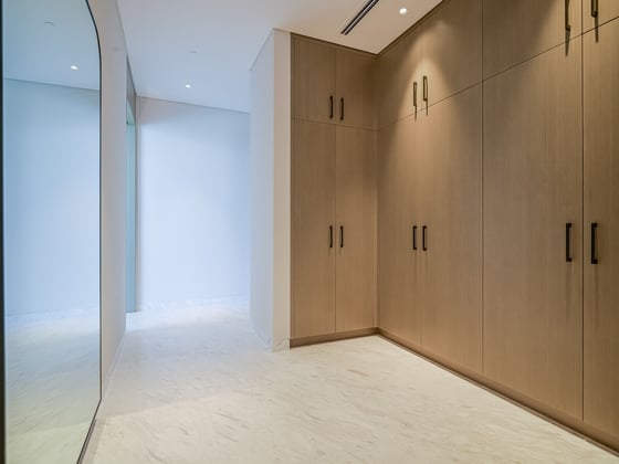 Refined Furnished Penthouse in Downtown Dubai, picture 12