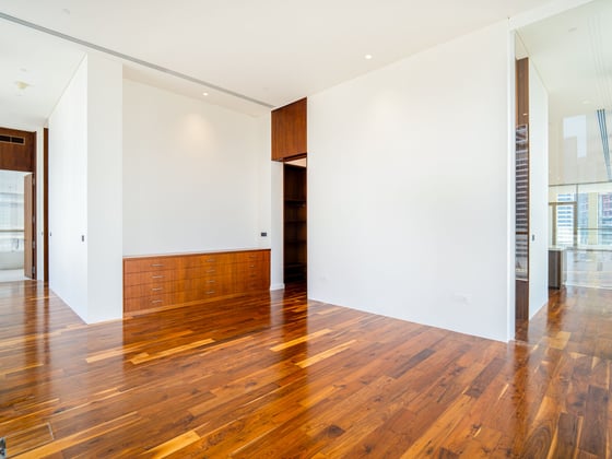 Refined Waterfront Apartment in Business Bay, picture 10