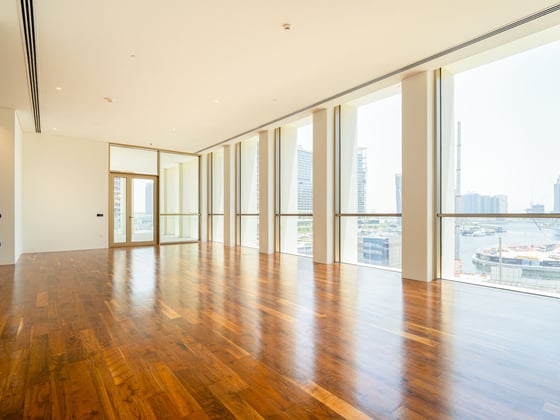 Refined Waterfront Apartment in Business Bay, picture 3
