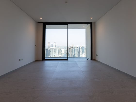 Sophisticated Business Bay Waterfront Apartment, picture 6