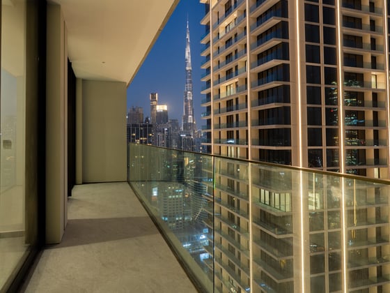 Sophisticated Business Bay Waterfront Apartment, picture 1