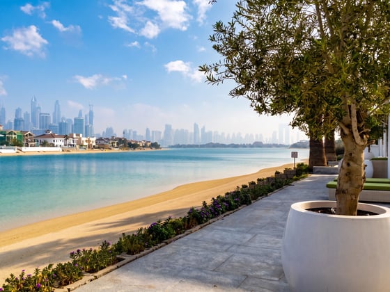 Rare Renovation Potential on Palm Jumeirah Beach, picture 11