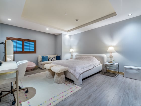 Sophisticated Three-Bedroom Apartment in DIFC, picture 16