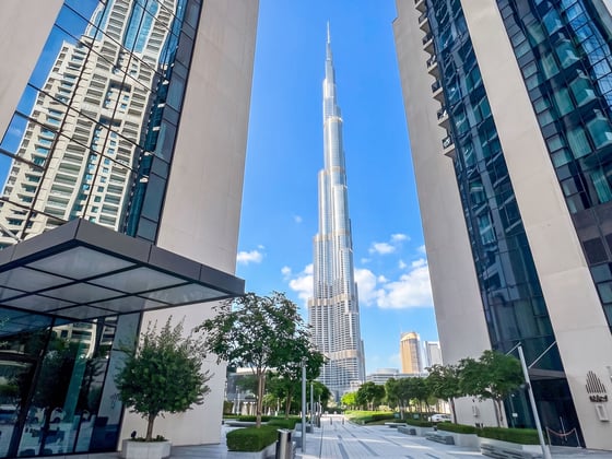 Elegant Downtown Apartment with Burj Khalifa View, picture 11
