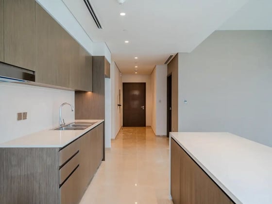 Refined Downtown Apartment with Burj Khalifa View, picture 6