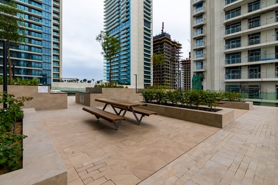 Emaar Beachfront, picture 14