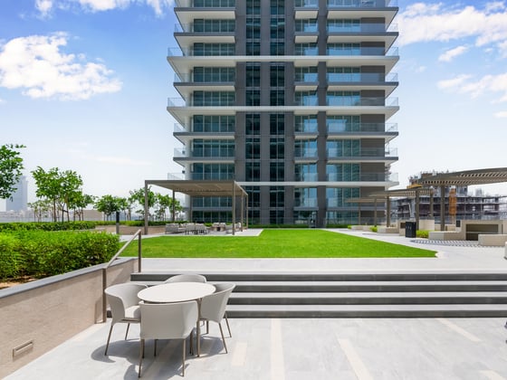 Emaar Beachfront, picture 3