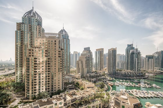 Marina Gate, picture 1