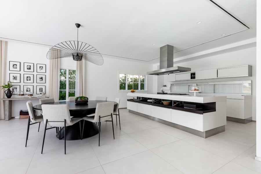 Kitchen of Jumeirah Golf Estates villa, LUXHABITAT Dubai