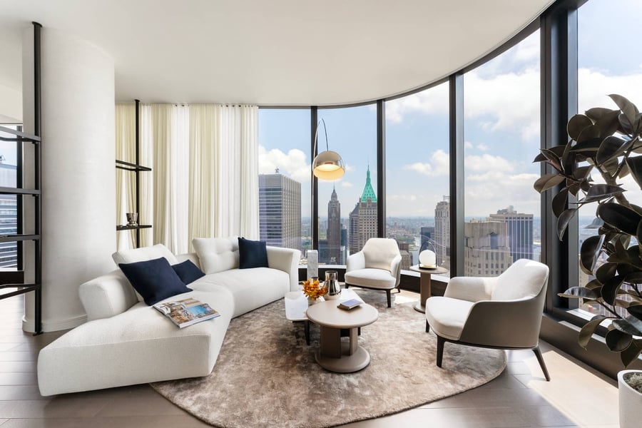 The Greenwich by Rafael ViΓö£ΓûÆoly