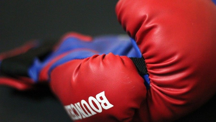 dfc926f99e7b8f17faf0c3047f9771303183d0e3a6980cbe9d917916e1f7ec5c